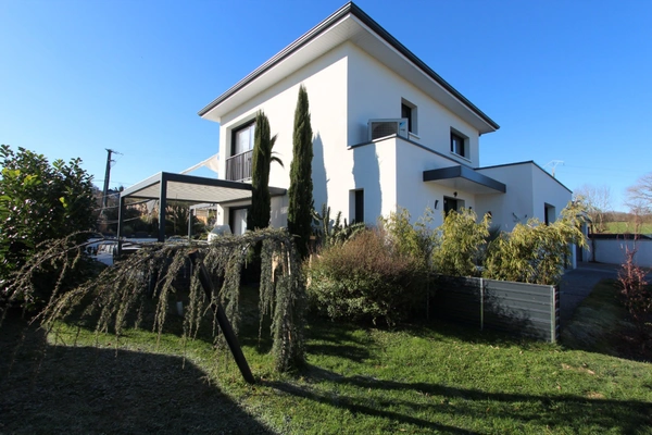 Maison à vendre 5 pièces MAUCOR (64)
