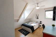 Maison à vendre 6 pièces LONS (64)