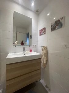 ARLES à vendre : appartement traversant T3 avec une belle vue sur le Rhône