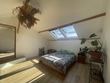 Belle maison de 1928 rénovée à proximité du centre historique, à vendre 