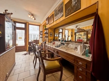 FOR SALE – COMMERCIAL PREMISES IN THE HEART OF CHÂTILLON-EN-BAZOIS (58)