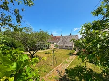 Maison de village avec dépendances - 3 pièces - à CHATILLON EN BAZOIS (58)