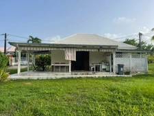 Maison à vendre 3 pièces GOYAVE (971)