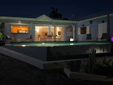 A vendre Belle Maison Vue Mer dans résidence sécurisée à SAINTE-ANNE Guadeloupe