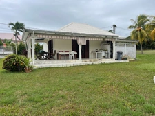 Maison à vendre 3 pièces GOYAVE (971)