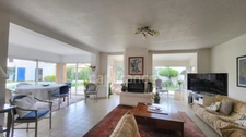 Maison Familiale 6 pièces 152 m2 Piscine et jardin arboré.
