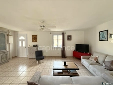 Maison familiale, de Plain-pied sans mitoyenneté - 95m2- Avec piscine.