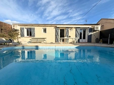 Maison familiale, de Plain-pied sans mitoyenneté - 95m2- Avec piscine.