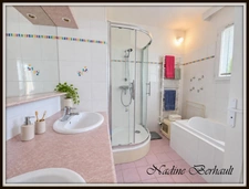 AMILLY à 5 minutes à vélo du Cham, Maison PLAIN-PIED, 4/5 chambres-piscine-terrain clos 2000 m², 10 mn Centre commercial