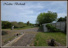 Maison à vendre Girolles 45, sous-sol complet,  2 chambres, 4 garages,  à rénover. Terrain 2000 m2. 25 mn gare Montargis, 1h30 Paris