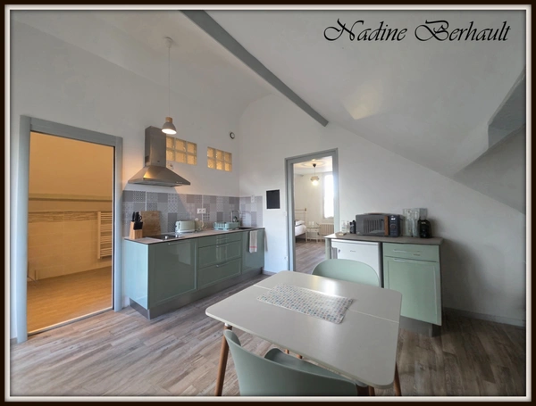 Immeuble à vendre AMILLY centre bourg (45) ensemble immobilier avec fort potentiel et rentabilité + de 37 000 €/an. 