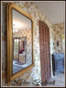 House for sale, elegant townhouse, spacious rooms, 2 bedrooms on the ground floor, 2 bedrooms possible upstairs. Private garden, PUISEAUX (45)