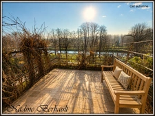 House to renovate, 4 rooms, 2 bedrooms, view of the Loing below, Garage, cellar, town centre.