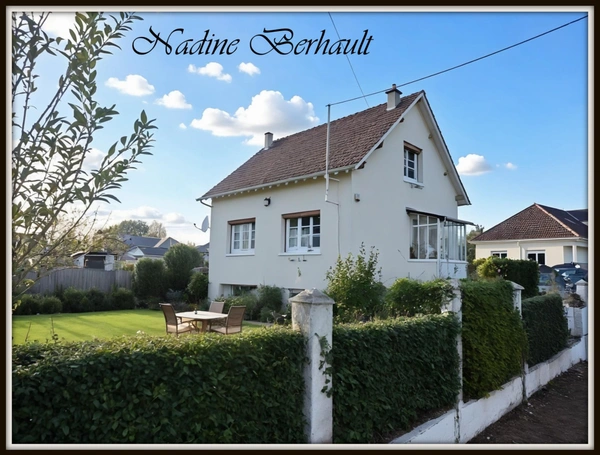 Maison à vendre 4 pièces  Amilly Viroy(45), sous sol complet, 2 ch en étage, salon avec cheminée, cuisine aménagée, jardin clos, 2 mn transport Gare Montargis