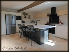 Maison à vendre 3 chambres - rénovation 2024 - terrain 3600 M², sans vis à vis - salon - séjour - cheminée, climatisation réversible, assainissement neuf.