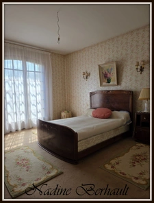 Maison à vendre maison bourgeoise, beaux volumes, 2 chambres plain-pied, 2 ch possible étage. terrain sans vis à vis, PUISEAUX (45)
