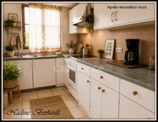 House to renovate, 4 rooms, 2 bedrooms, view of the Loing below, Garage, cellar, town centre.