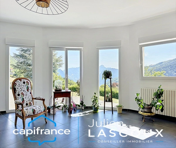 ENGINS – MAISON D’EXCEPTION – 208 M² HABITABLES – VUE PANORAMIQUE
