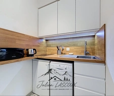 Charmant appartement 2 pièces meublé avec balcon, au dernier étage, à deux pas du centre-village de VILLARD DE LANS (38)