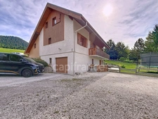 Maison familiale avec studio indépendant – Quartier Bois Barbu, VILLARD DE LANS (38)