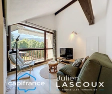Charming furnished 2-room apartment with balcony, on the top floor, a stone's throw from the village centre of VILLARD DE LANS (38)