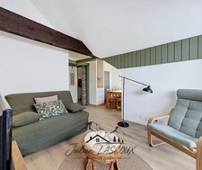 Charmant appartement 2 pièces meublé avec balcon, au dernier étage, à deux pas du centre-village de VILLARD DE LANS (38)