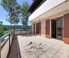 Appartement de Charme avec Terrasse à LANS EN VERCORS.
