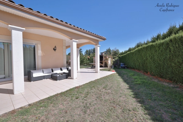 Maison à vendre 6 pièces  (01)