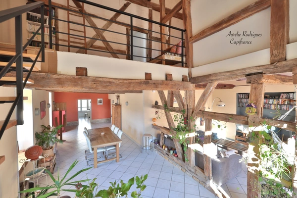Maison à vendre 6 pièces  (01)