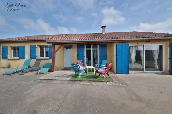 Maison à vendre 5 pièces BOZ (01)