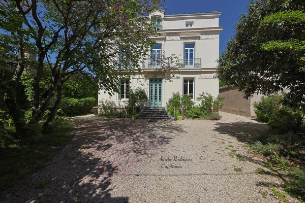 Propriete à vendre 14 pièces BOURG EN BRESSE (01)