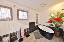 Dpt Saône et Loire (71), for sale CRECHES SUR SAONE house P5 of 163 m² - Land of 2,181.00 m² 