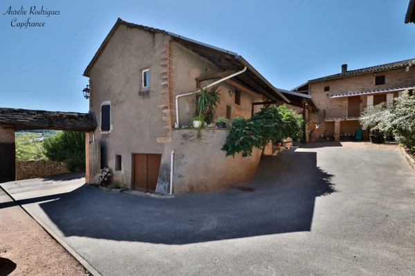 Maison à vendre 8 pièces VERGISSON (71)