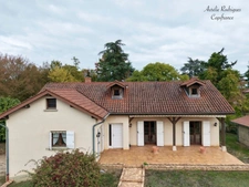 Maison à vendre 8 pièces BAGE LE CHATEL (01)