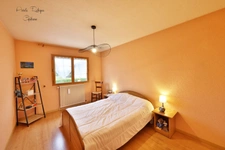 Dpt Saône et Loire (71), for sale CRECHES SUR SAONE house P5 of 163 m² - Land of 2,181.00 m² 
