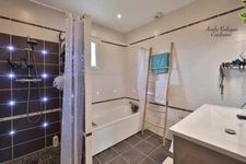 6-room house for sale near REPLONGES (01)