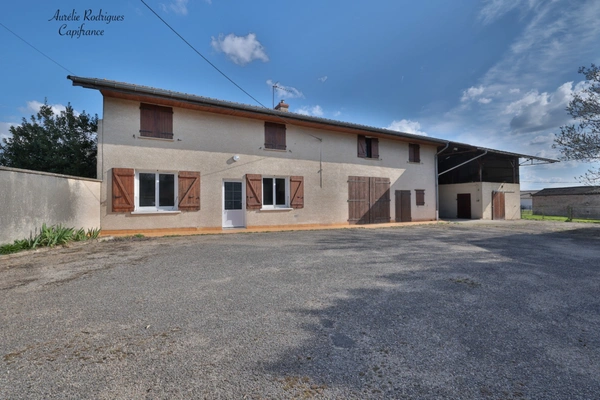 Maison à vendre 3 pièces BOZ (01)