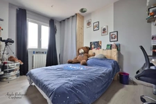 6-room house for sale near REPLONGES (01)