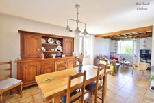 Maison à vendre 8 pièces proche de AZE (71)