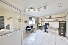 Dpt Saône et Loire (71), for sale CRECHES SUR SAONE house P5 of 163 m² - Land of 2,181.00 m² 