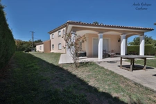 Maison à vendre 6 pièces  (01)