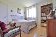 Maison à vendre 8 pièces proche de AZE (71)
