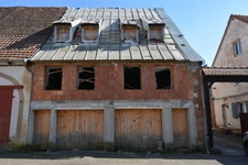 À Bouxwiller – Immeuble brut à rénover, fort potentiel sur 3 niveaux