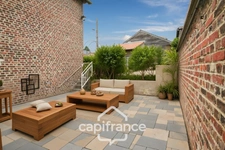 Maison à vendre 8 pièces  (02) 207 m², 5 Chambres, Garage, Annexe et grande Cave - A Rénover