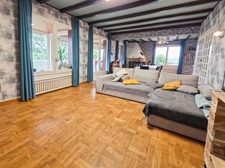 Maison familiale de 13 pièces 211 m² dont un appartement indépendant de 68 m² – Sur les hauteurs de Perrigny, proche de Lons-le-Saunier