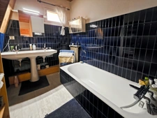 Maison de ville 117 m² – 3 chambres – Garage – Petite cour – Centre Lons-le-Saunier