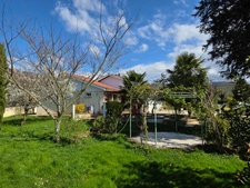 EXCLUSIVITÉ – Maison familiale de 156 m² avec terrain arboré de 1500 m² à SAINT AMOUR (39)