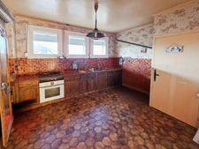 Montmorot – Grande maison de 198 m², 5 chambres sur 1 946 m² de terrain
