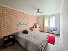 Maison à vendre 4 pièces 97 m2 dont 230 m2 de dépendances (71)