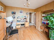 Maison indépendante avec beaux volumes et extérieur sans vis-à-vis à LONS LE SAUNIER (39)